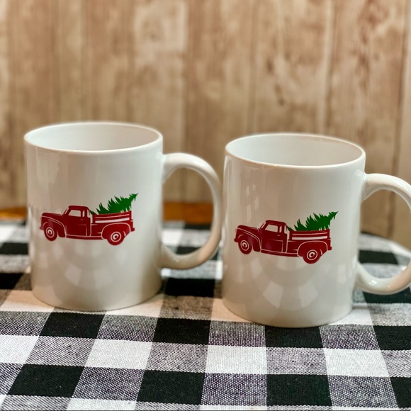 ⤵️ DesignPAC Red truck Mugs Set of 2 with faux whipped cream - Picture 6 of 15